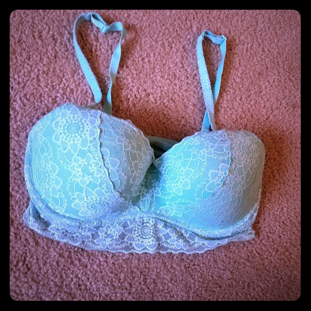 Pink Victoria's secret bra